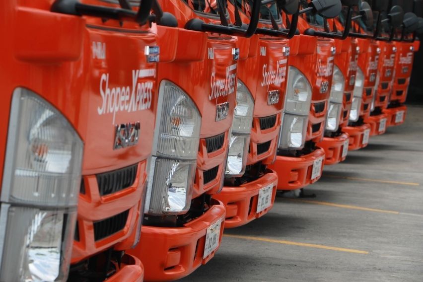 Shopee Xpress' Isuzu NMR85H Trucks