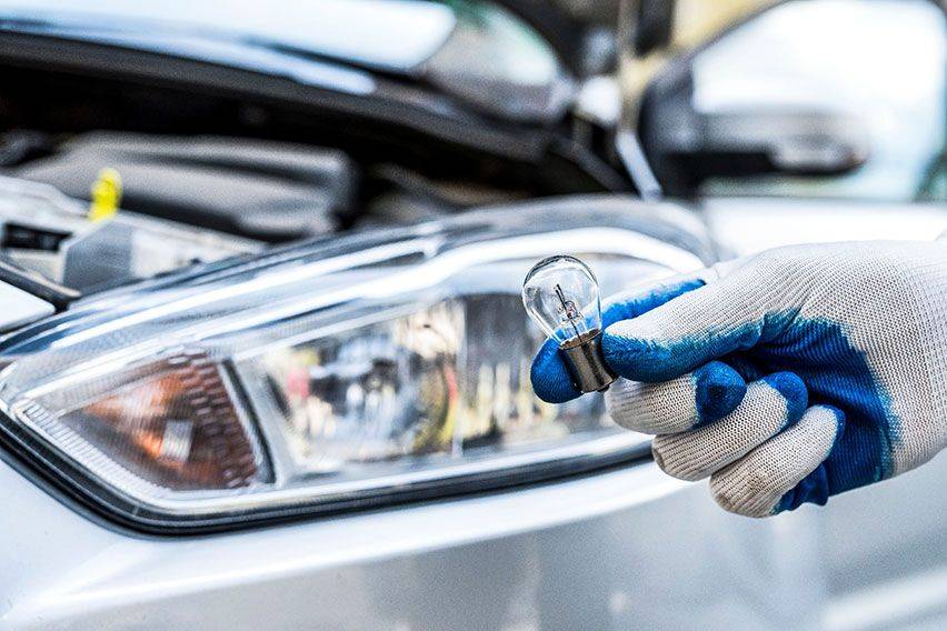 Self-Inspecting Vehicles in the Rainy Season