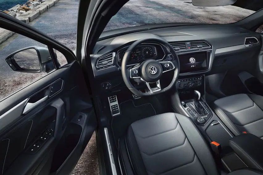 Volkswagen Tiguan Allspace  interior