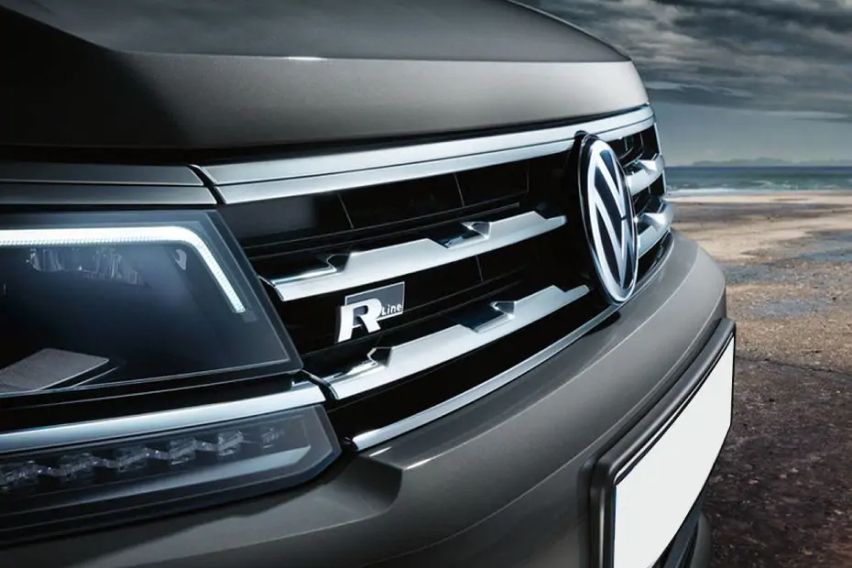 Volkswagen Tiguan Allspace front grille