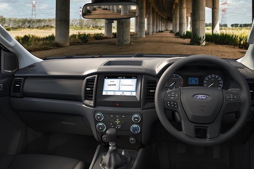 Ford Ranger XL Street Special Edition cabin