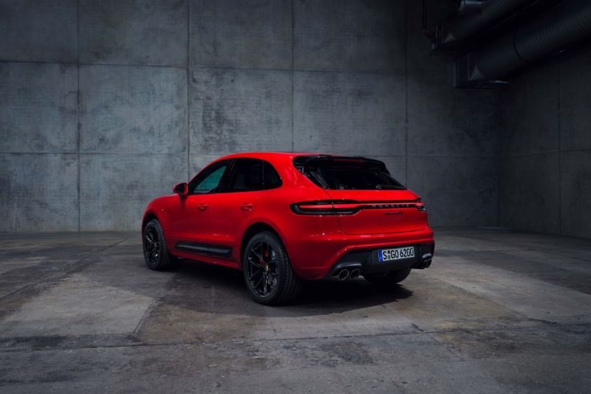 Porsche Macan rear