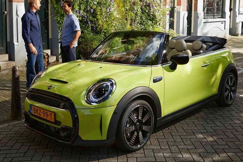 2021 MINI Convertible details
