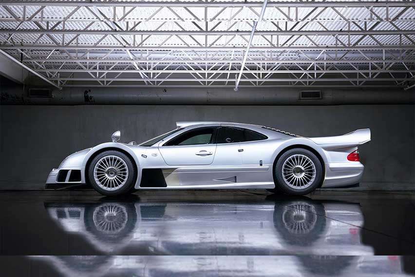 1998 Mercedes-Benz AMG CLK GTR side