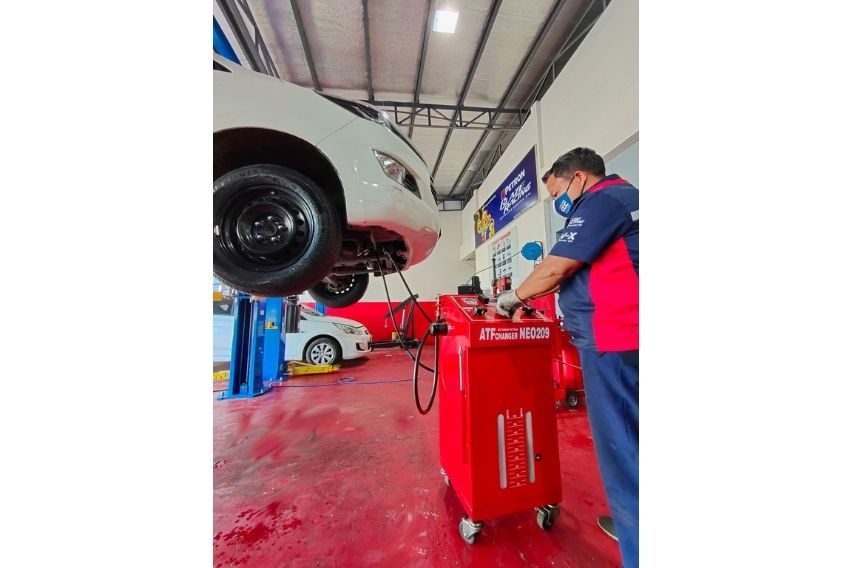 Petron Car Care Center (CCC)