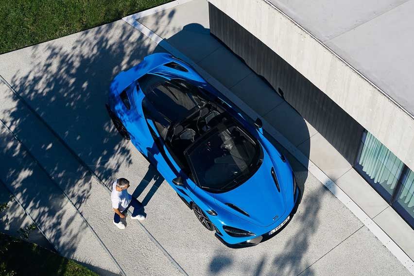 McLaren 765 LT Spider features