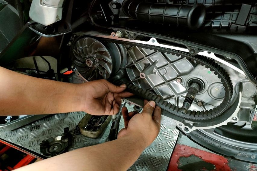 Do These 3 Ways to Keep the V-belt Motor Skutik Durable