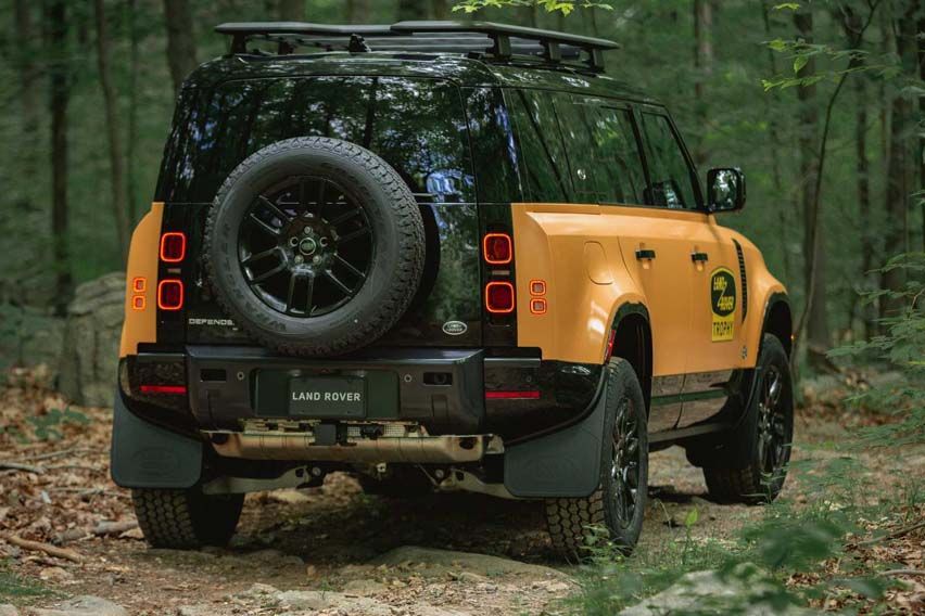 Land Rover Defender Trophy