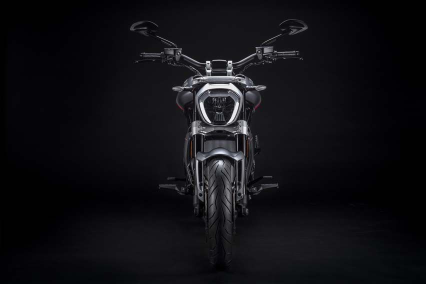 2021 Ducati XDiavel Black Star specs