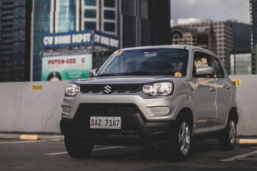 Suzuki S-Presso front profile right close