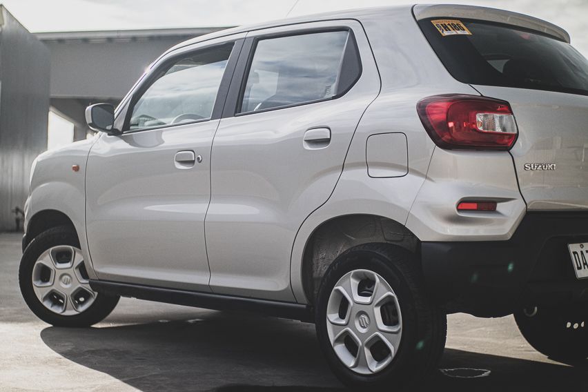 Suzuki S-Presso rear quarter