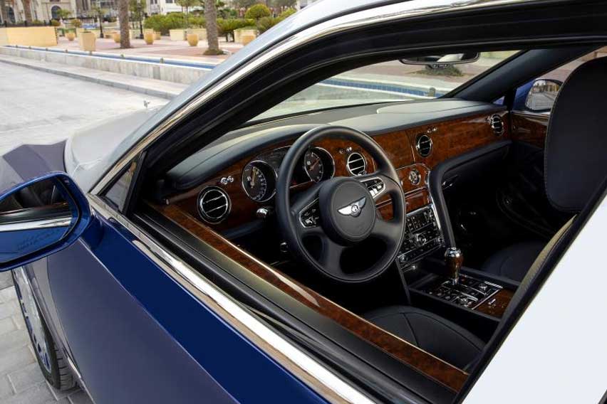 Bentley Mulsanne Grand limousine interior
