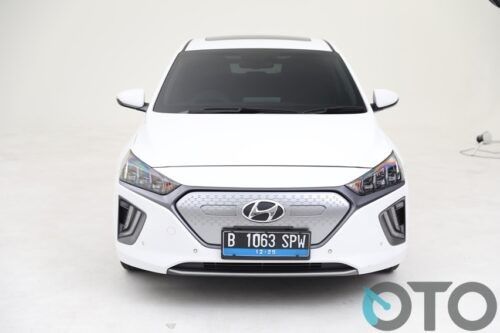 Hyundai IONIQ Electric Punya Teknologi Baterai Aman dan Pengisian Daya Fleksibel