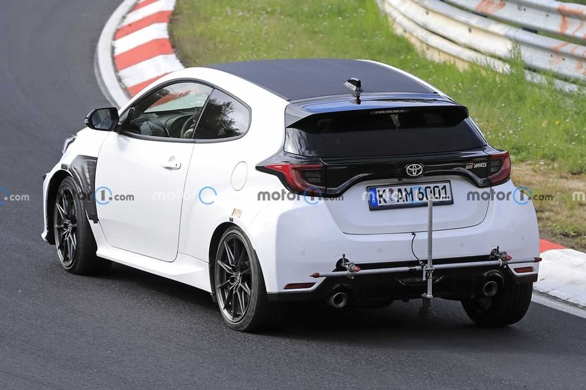 GR Yaris extreme spied