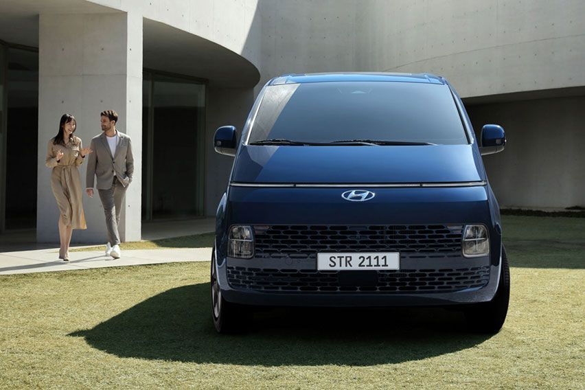 Pamer Teaser, Hyundai Staria Meluncur pada 20 Agustus 2021 di Indonesia?