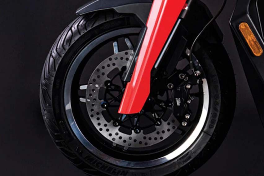 Zapp i300 sccoter wheels