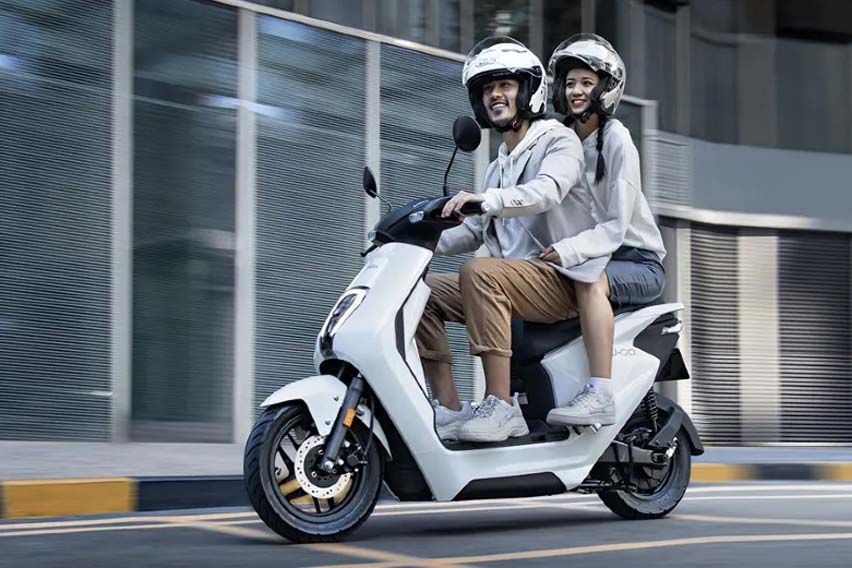 China gets the new Honda UGO electric scooter