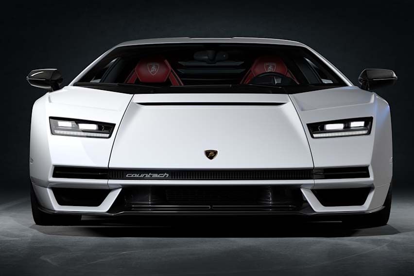 2021 Lamborghini Countach front