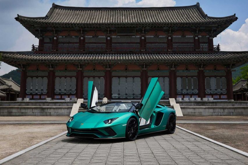 Lamborghini Aventador S Roadster Korean Special Series