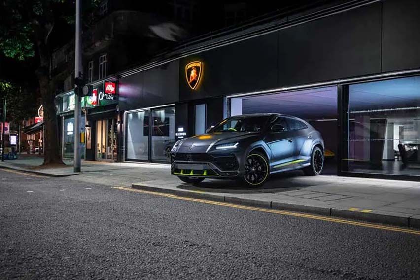 15k Lamborghini Urus details