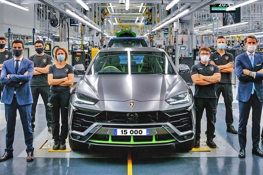 Lamborghini hits production record with 15,000th Urus 