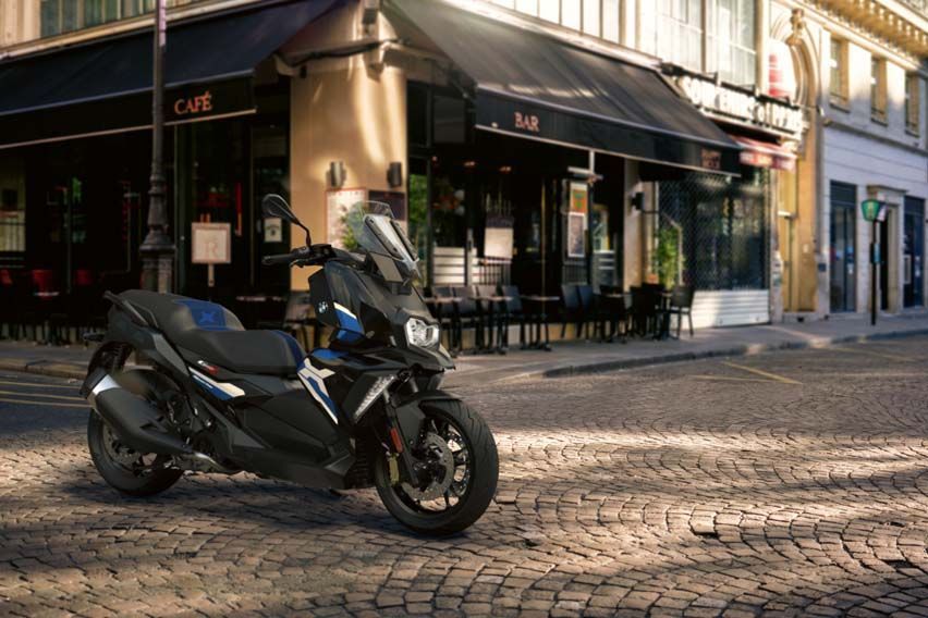New scooters in two, BMW launches 2021 C 400 X and C 400 GT 