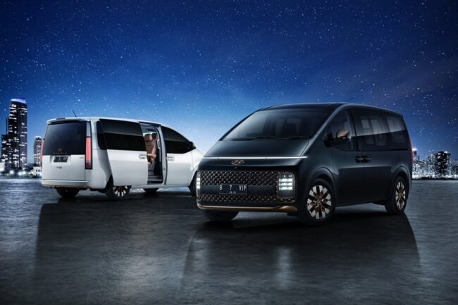 2021/08/Hyundai-Staria-7-9-Seater-ext-1.jpg