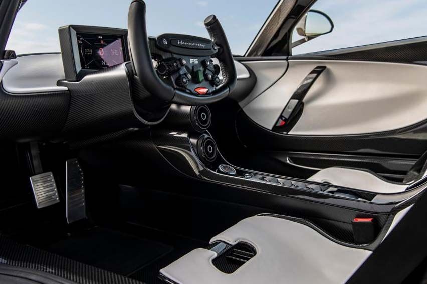 Hennessey Venom F5 cabin