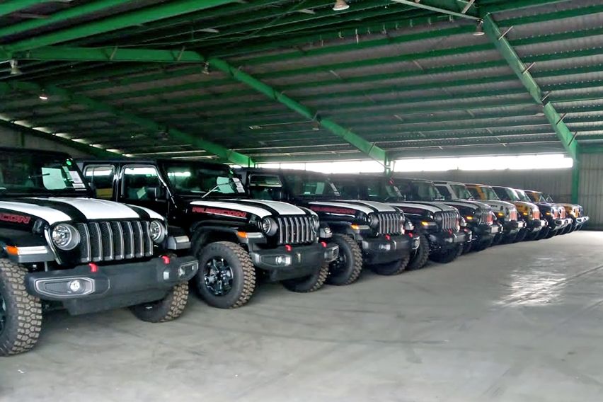 Wrangler dan Gladiator