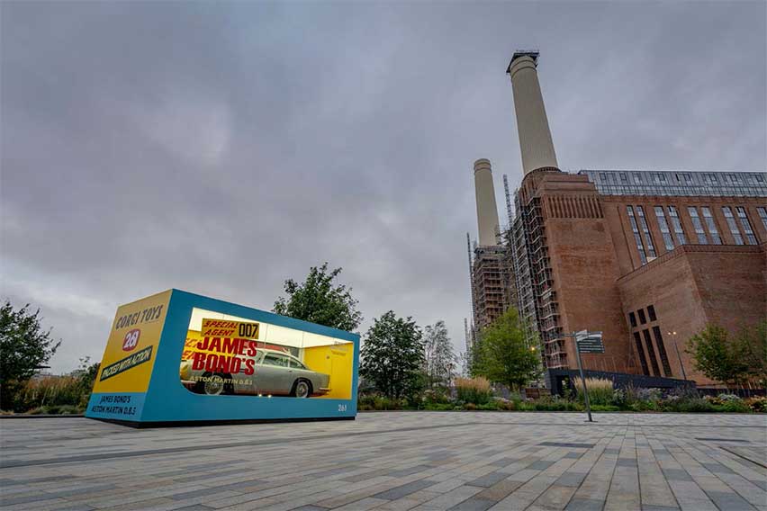 Corgi Aston Martin DB5 Life-size Replica