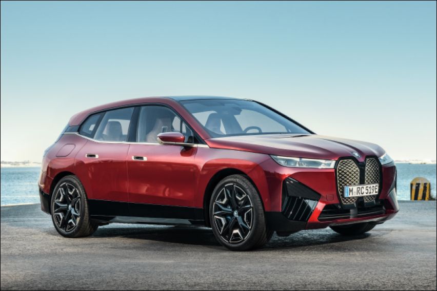 BMW iX specification 