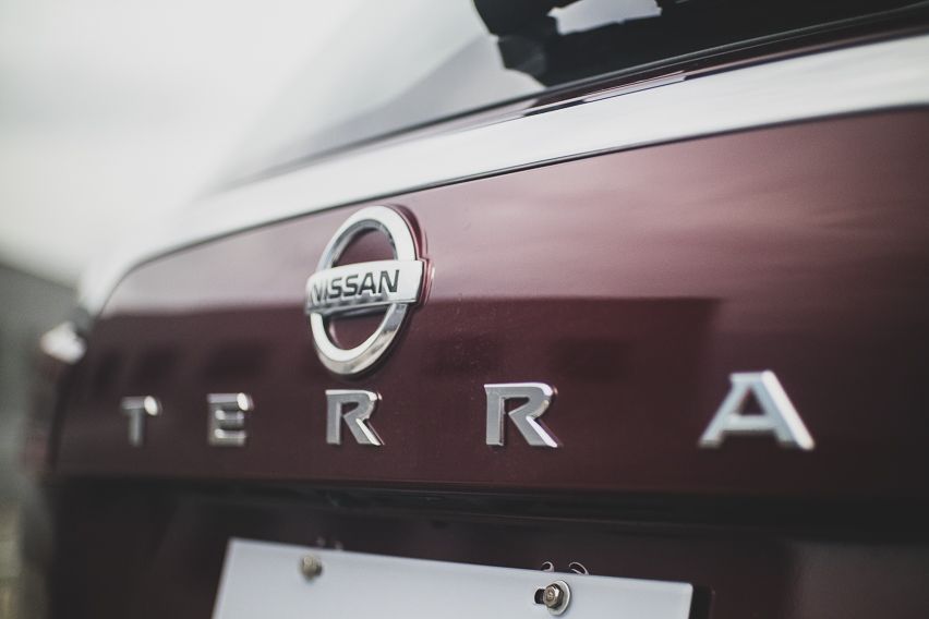 Nissan Terra badge