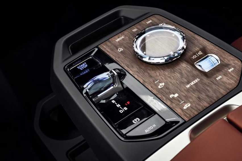 BMW iX Drive Controller