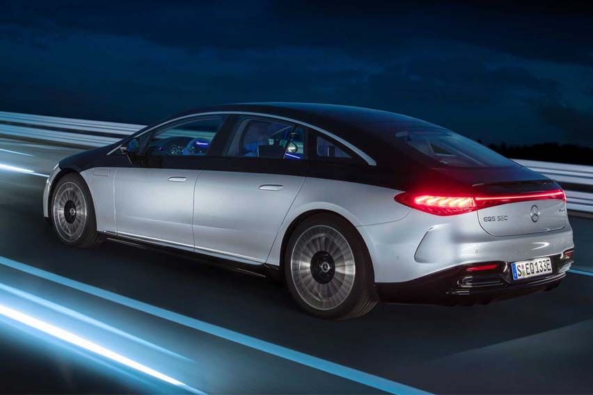 Mercedes EQS rear