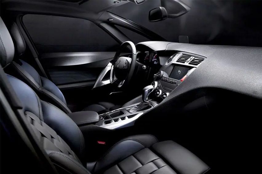 DS 5 interior