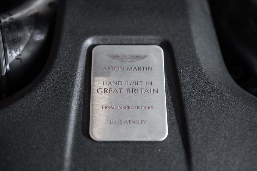 Vantage Liquide Crimson details