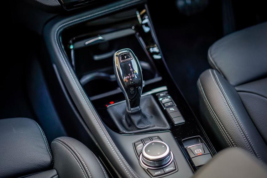 BMW X1 sDrive20i M Sport gearbox