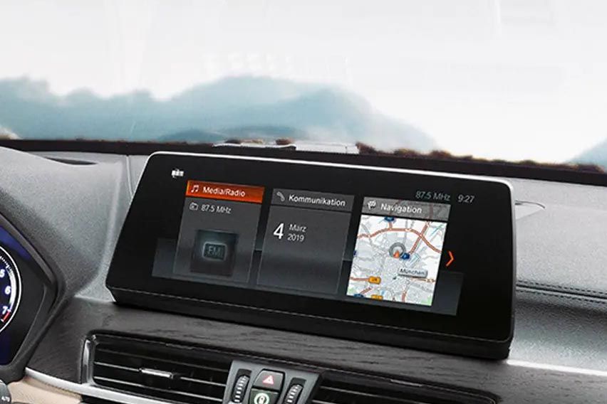 BMW X1 sDrive20i M Sport infortainment unit