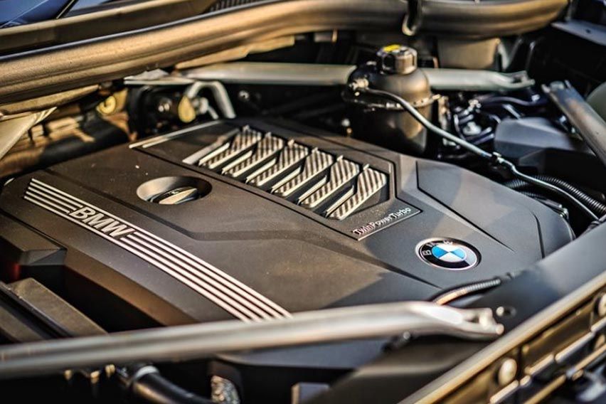 BMW X6 xDrive40i M Sport Engine