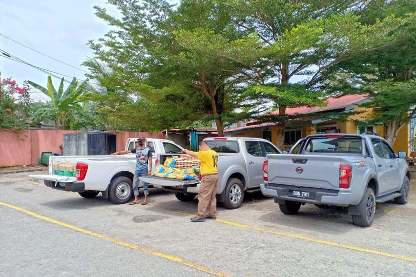 Navara used to distribute and transport donations