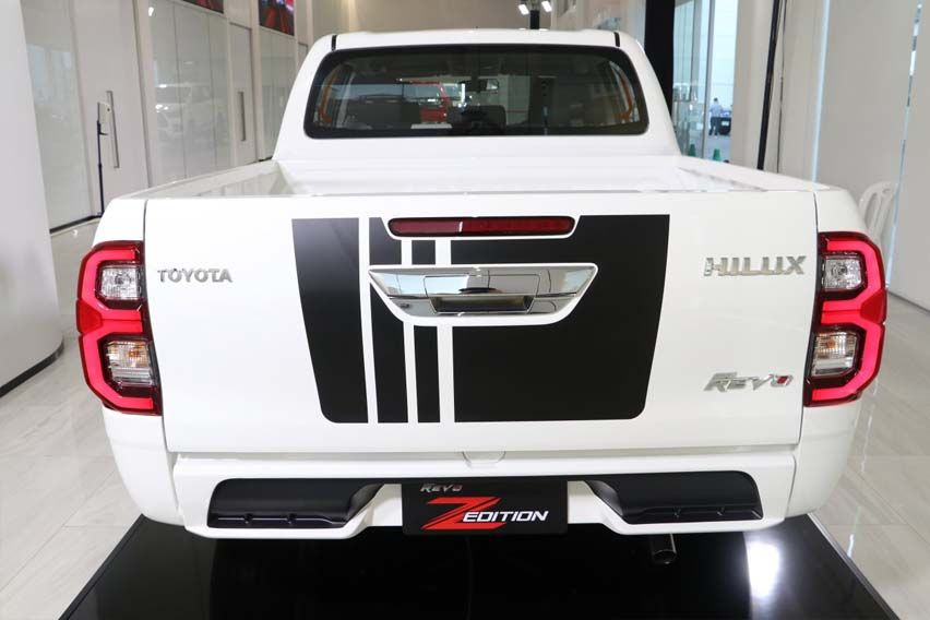 2021 Toyota Hilux Revo Z Razer Edition