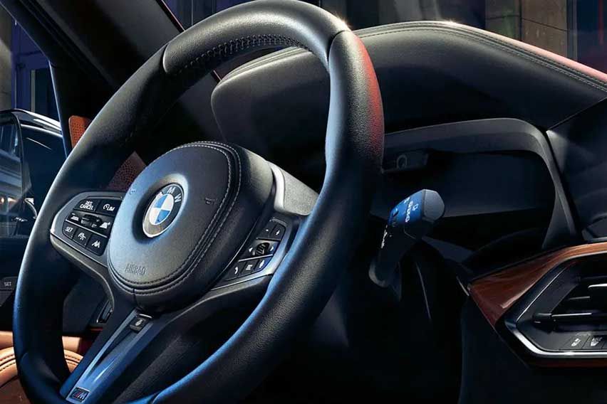BMW X5 steering wheel