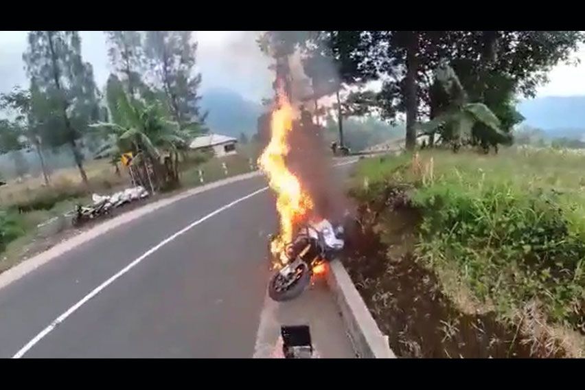 Viral, Moge Ducati Multistrada Terbakar Saat Touring, Apa Penyebabnya?