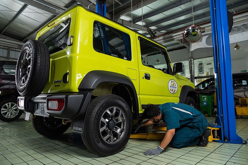 Bengkel Suzuki Jimny