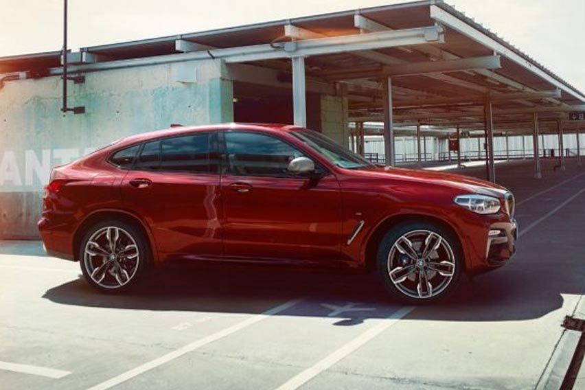 BMW X4 side view