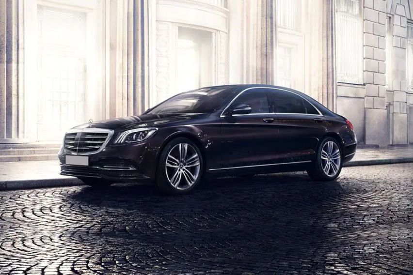 Mercedes S-Class saloon