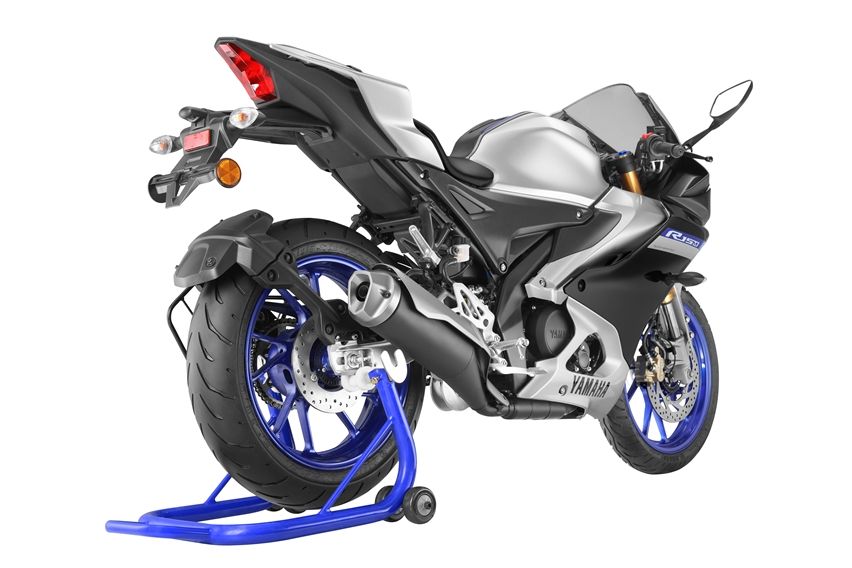 Yamaha R15m
