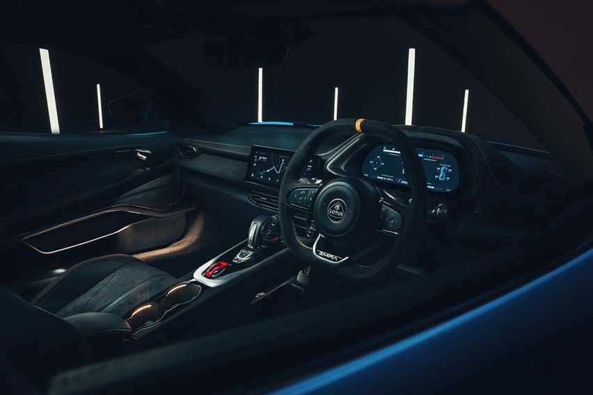 Lotus Emira interior