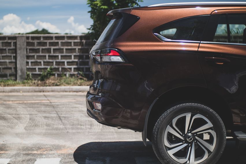 isuzu mux rear section