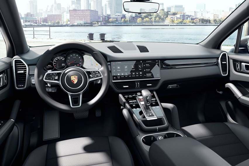 Porsche Cayenne Exclusiv Interior